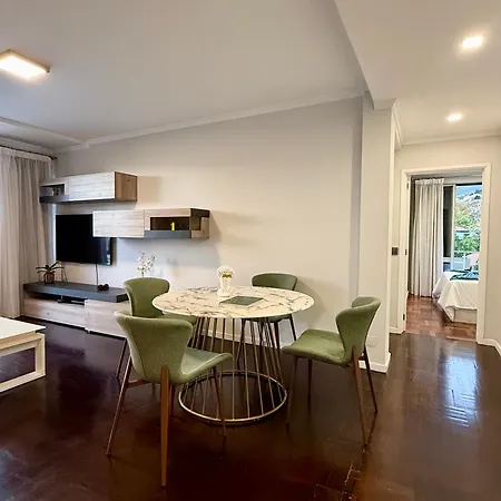 Center 아파트 푼샬